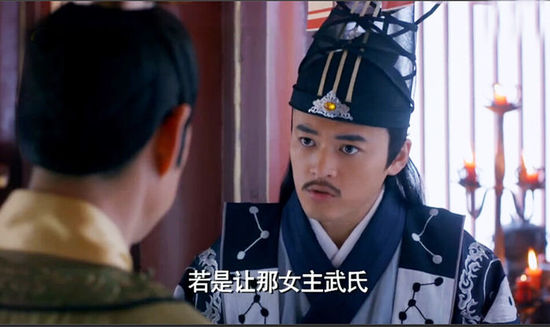 李世民绝不是像电视剧中所演的那样为了美人而优柔寡断起来,首先是他