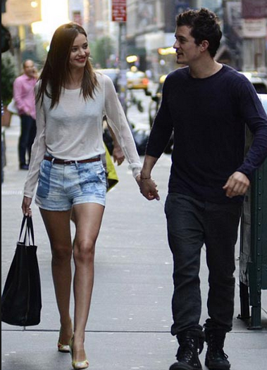 腾讯娱乐讯 据香港媒体报道,前年离婚的名模米兰达·可儿与