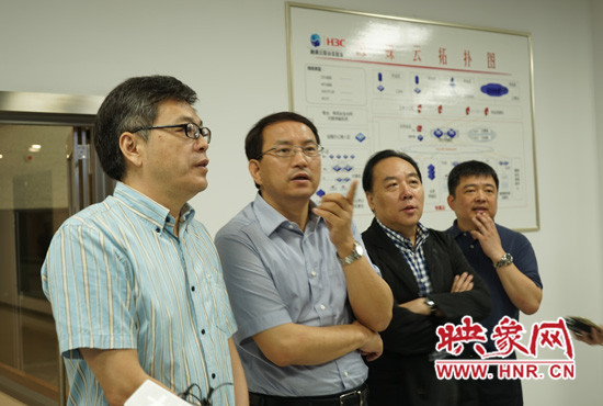 大象融媒新闻岛迎贵宾 领导:还会再来