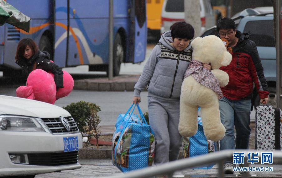 回家路上有他陪伴