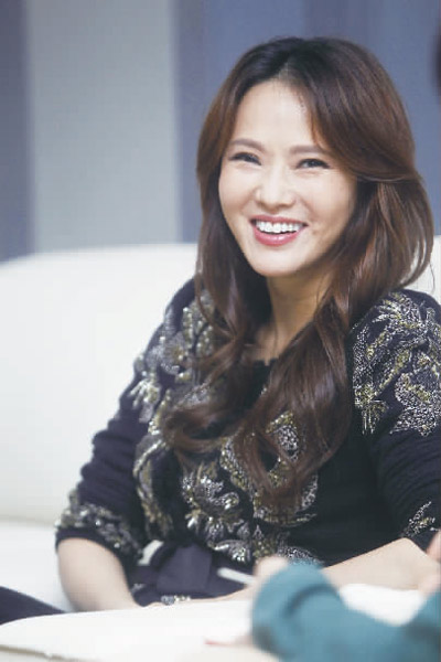 "美丽教主"伊能静接受专访